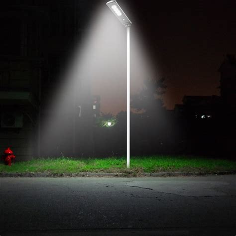Lampadaire Solaire Puissant : Sélection 2023 .